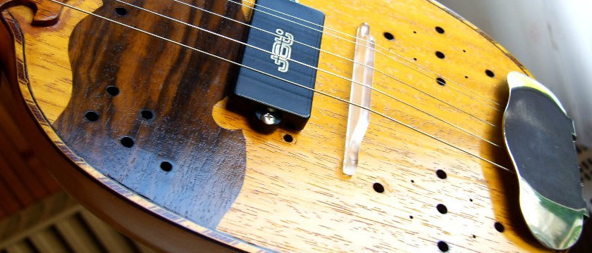 Kép a tambura készítésről